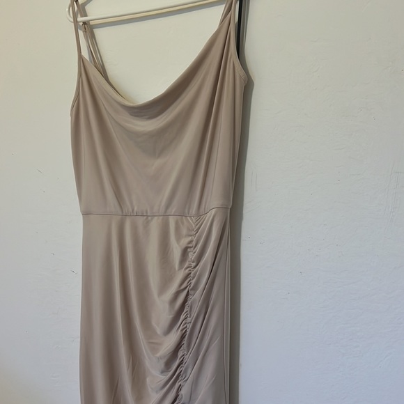 Wayf dress - Picture 2 of 8